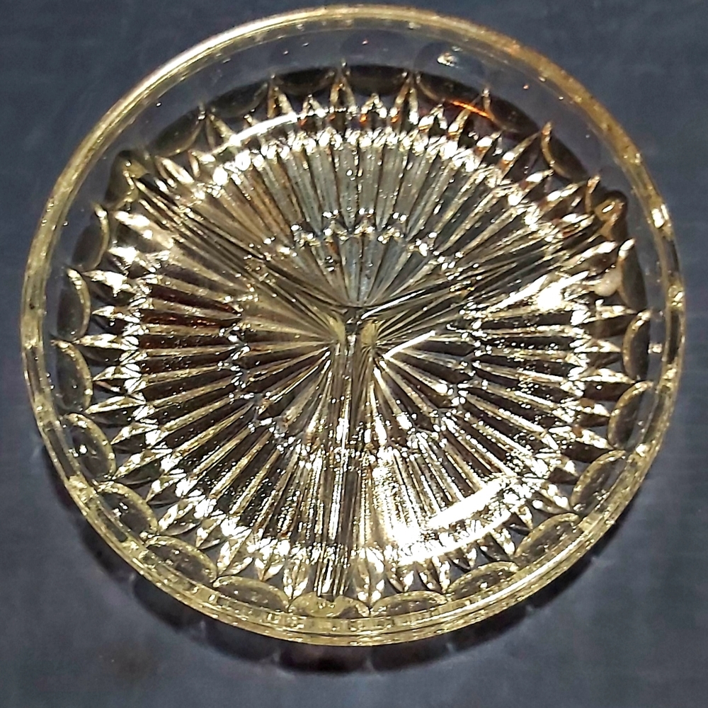 Crystal plate